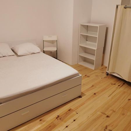 Joli Appartement Au Coeur Du Village Lorgues Exteriér fotografie