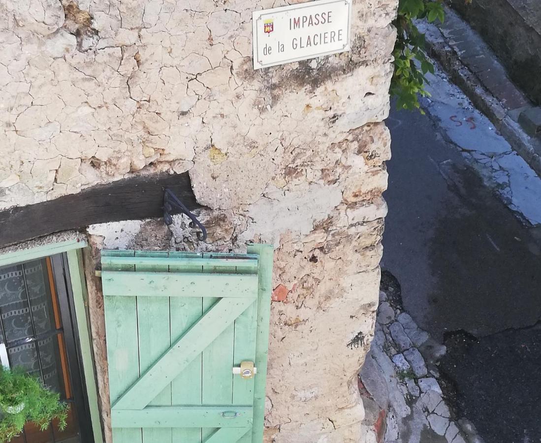 Joli Appartement Au Coeur Du Village Lorgues Exteriér fotografie